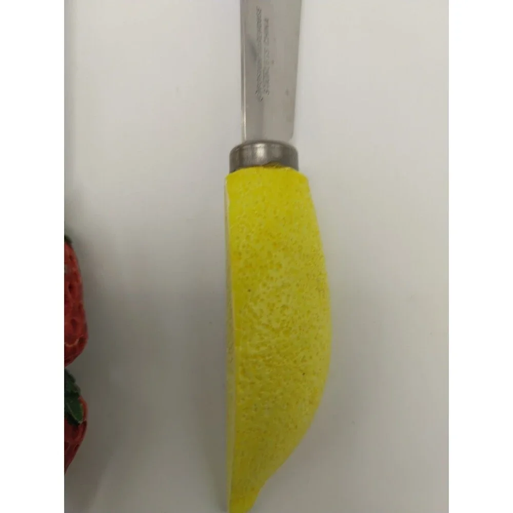 Boston Warehouse 4 Fruit Butter Cheese Spreaders Grapes Strawberries Lemon